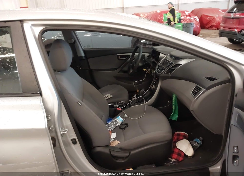 2016 HYUNDAI ELANTRA SE VIN: 5NPDH4AE4GH697522
