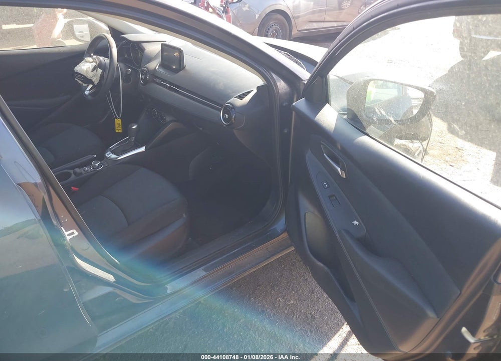 2020 TOYOTA YARIS LE VIN: 3MYDLBJV4LY707418