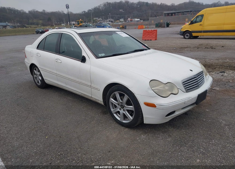 2004 MERCEDES-BENZ C 240 VIN: WDBRF61J84A639290