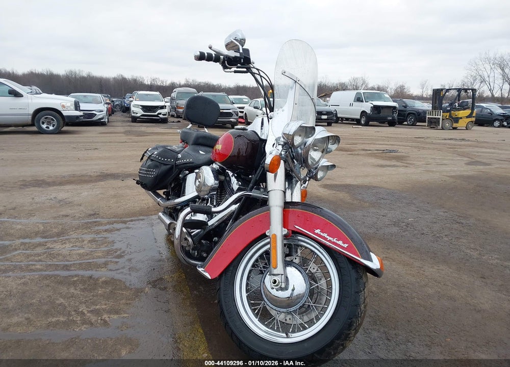 2010 HARLEY-DAVIDSON FLSTC VIN: 1HD1BW517AB032824