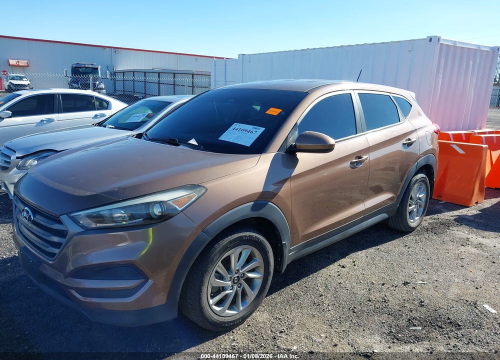 2016 HYUNDAI TUCSON SE VIN: KM8J23A42GU155620