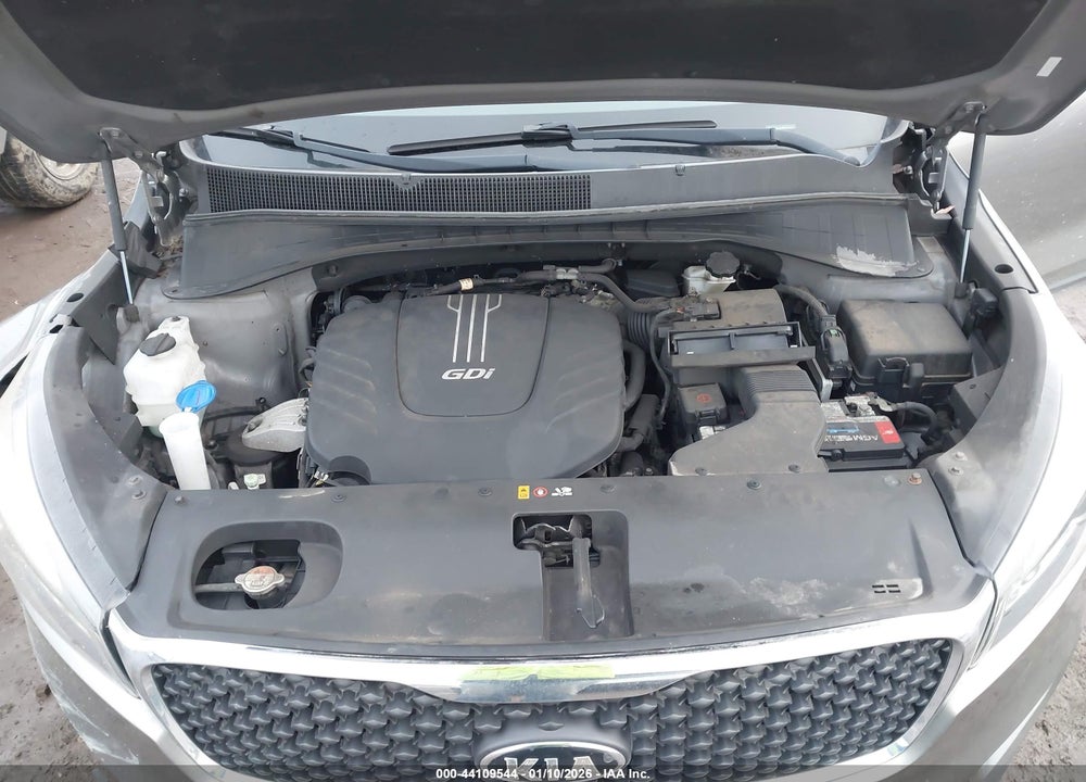 2016 KIA SORENTO 3.3L LX VIN: 5XYPG4A54GG113112