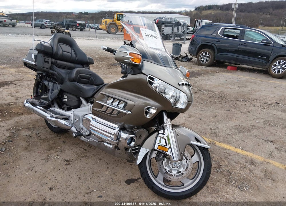 2004 HONDA GL1800 VIN: 1HFSC470X4A301961