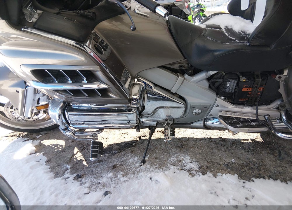 2004 HONDA GL1800 VIN: 1HFSC470X4A301961
