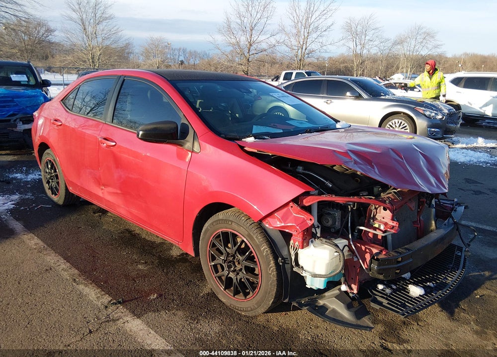2018 TOYOTA COROLLA LE VIN: 2T1BURHE0JC040992