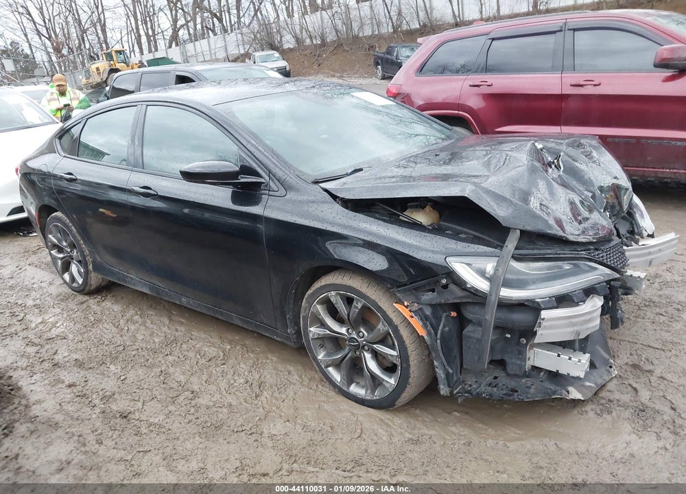 2015 CHRYSLER 200 S VIN: 1C3CCCDG6FN567472