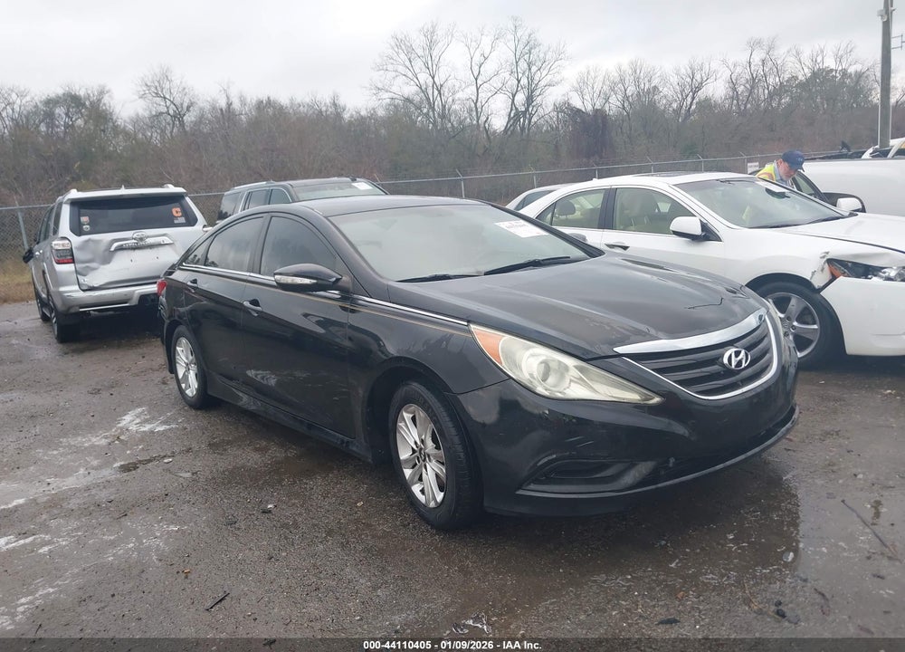 2014 HYUNDAI SONATA VIN: 5NPEB4AC2EH901137