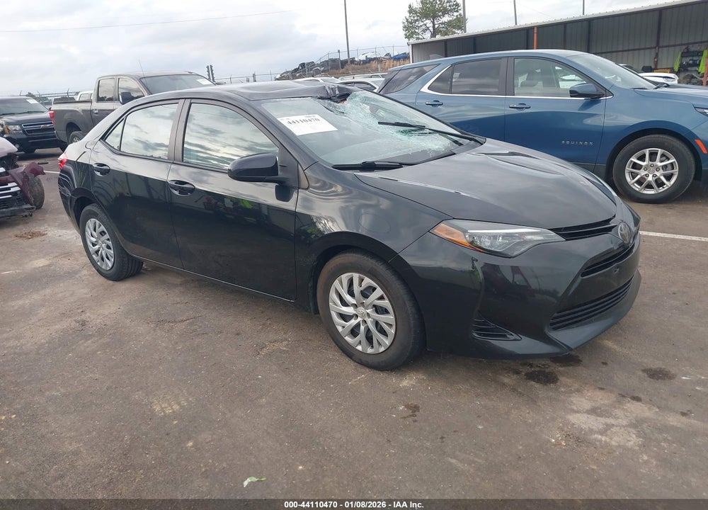 2018 TOYOTA COROLLA LE VIN: 2T1BURHE3JC076594