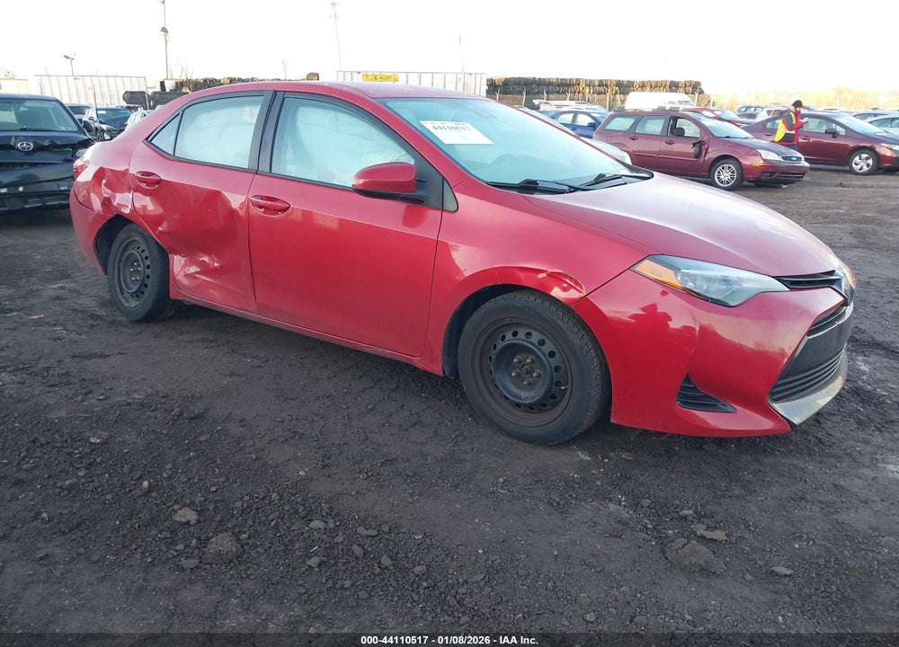 2018 TOYOTA COROLLA LE VIN: 2T1BURHE0JC013839