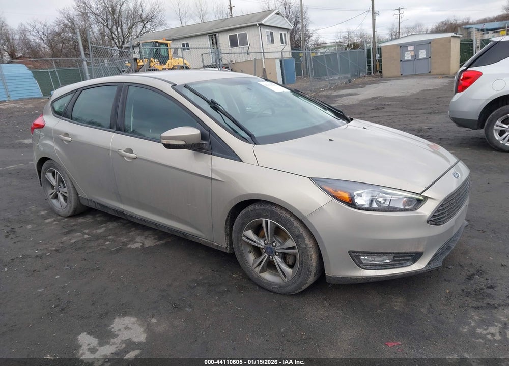 2016 FORD FOCUS SE VIN: 1FADP3KE4GL354948