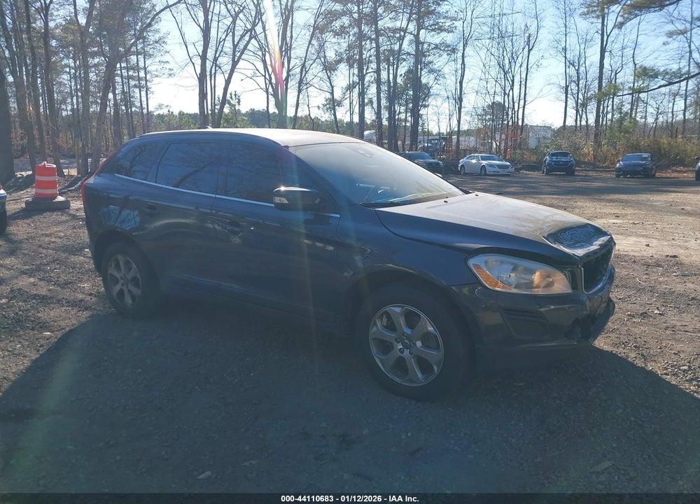 2013 VOLVO XC60 3.2 VIN: YV4952DL4D2441811
