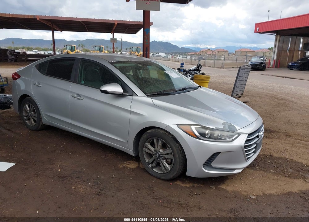 2018 HYUNDAI ELANTRA SEL VIN: 5NPD84LF0JH267791