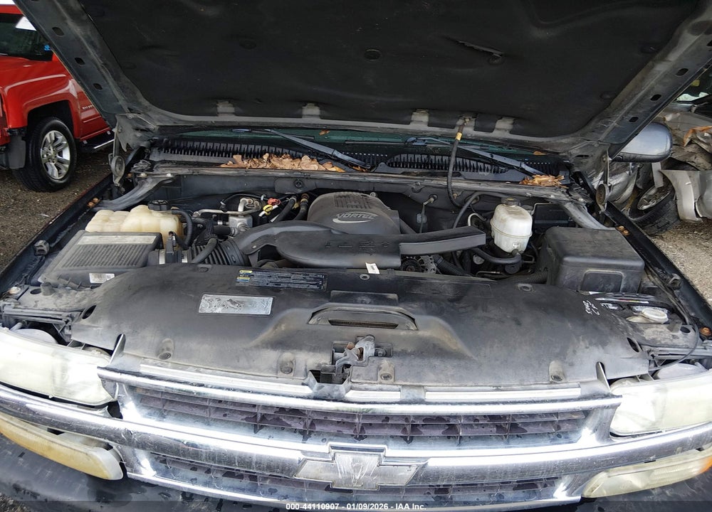 2004 CHEVROLET SUBURBAN 1500 LT VIN: 3GNEC16Z94G227866