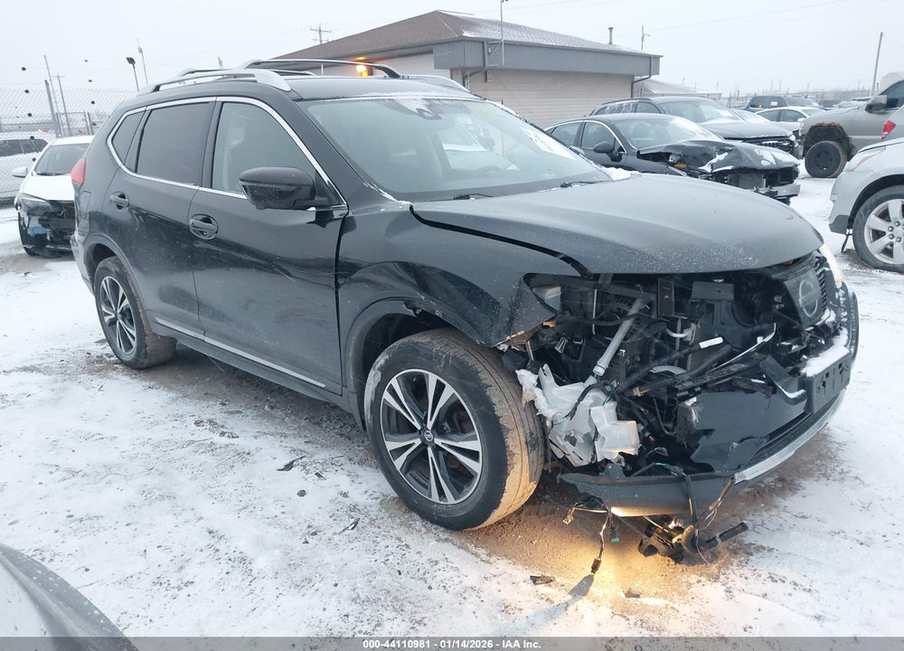 2017 NISSAN ROGUE SL VIN: JN8AT2MV8HW025612