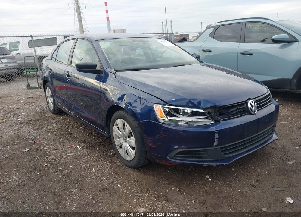 2014 VOLKSWAGEN JETTA 2.0L S VIN: 3VW2K7AJ1EM239612