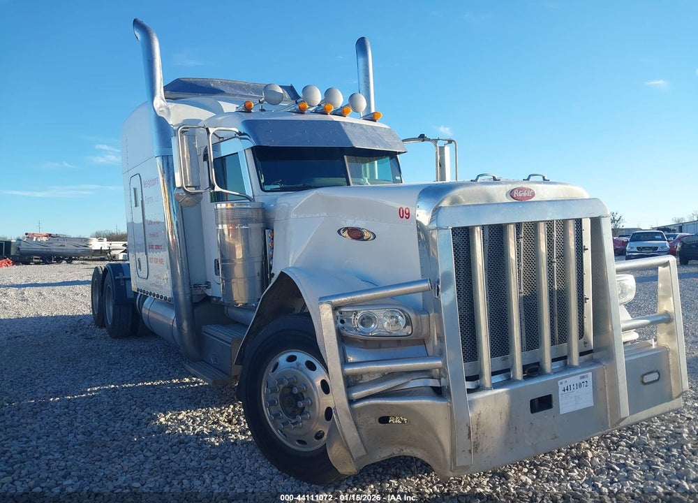 2009 PETERBILT 389 VIN: 1XPXD49X09N777142