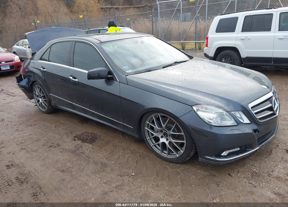 2010 MERCEDES-BENZ E 550 4MAT VIN: WDDHF9ABXAA166856