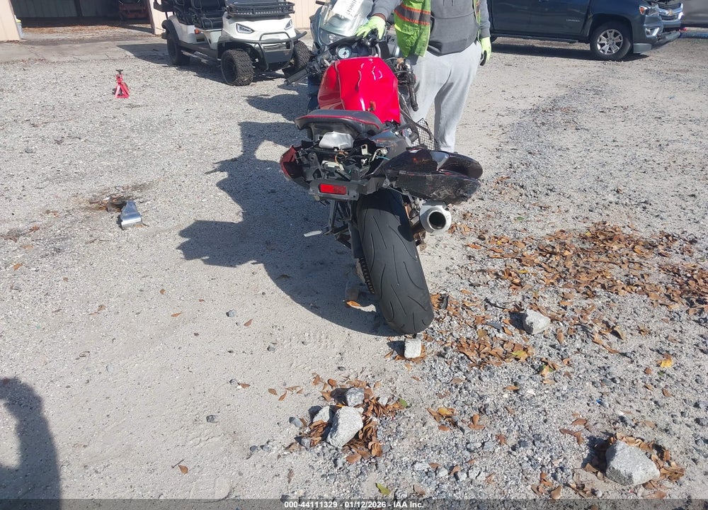 1998 HONDA VFR800 F1 VIN: JH2RC4600WM002062