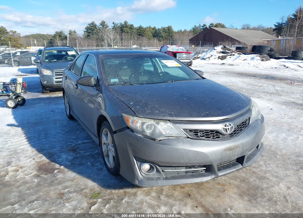 2014 TOYOTA CAMRY SE VIN: 4T1BF1FK9EU327594