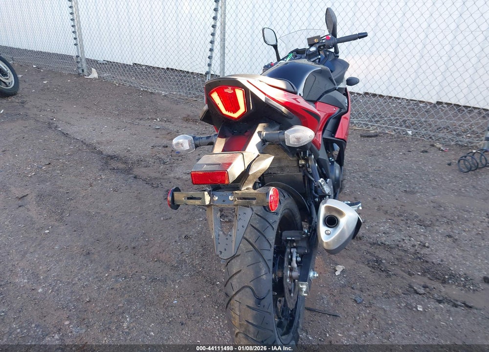 2024 SUZUKI GSX250R VIN: LC6DN11A3R1100029