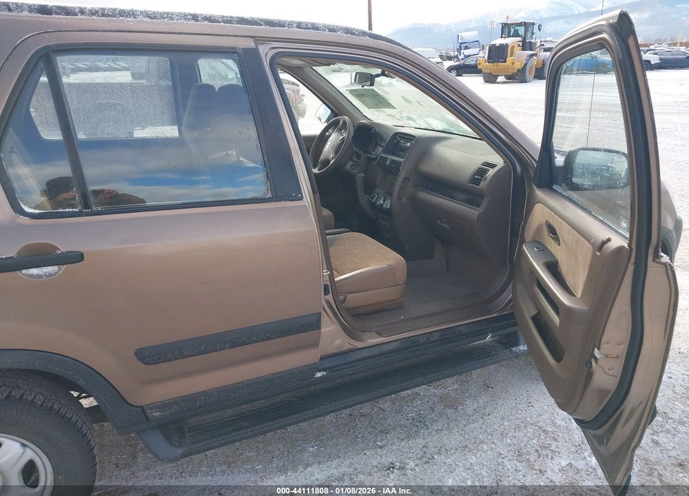 2002 HONDA CR-V LX VIN: JHLRD68552C017492