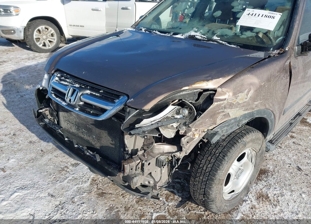 2002 HONDA CR-V LX VIN: JHLRD68552C017492