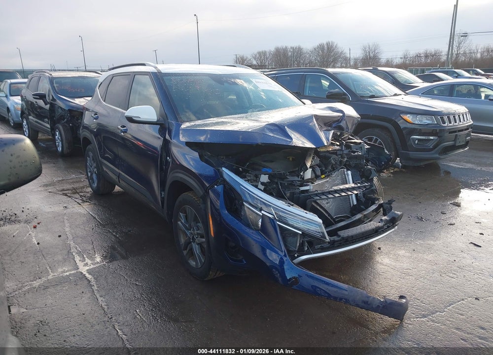 2021 KIA SELTOS S VIN: KNDEUCAA3M7226226