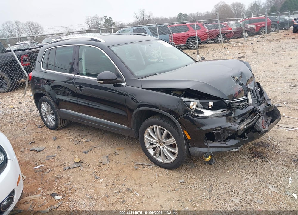 2013 VOLKSWAGEN TIGUAN SE VIN: WVGBV7AX0DW507638