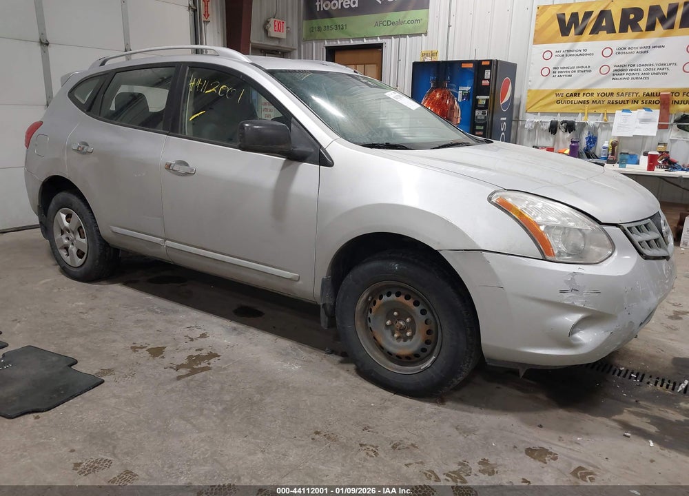 2014 NISSAN ROGUE SELECT S VIN: JN8AS5MV2EW714805