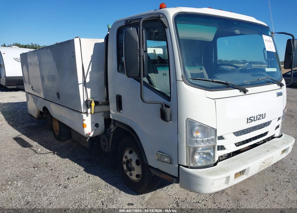 2017 ISUZU NPR VIN: JALB4W178H7F00116
