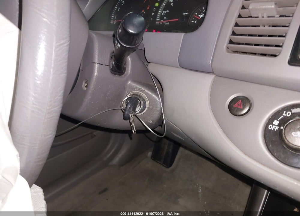 2004 TOYOTA CAMRY LE VIN: 4T1BE32KX4U288274