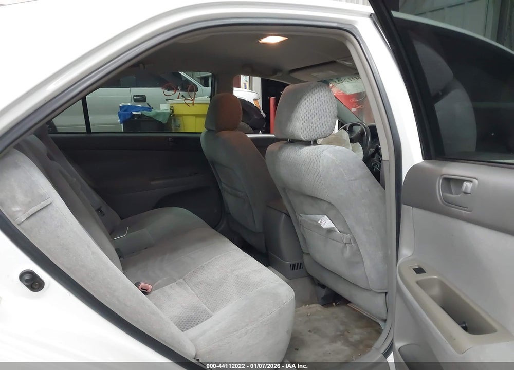 2004 TOYOTA CAMRY LE VIN: 4T1BE32KX4U288274