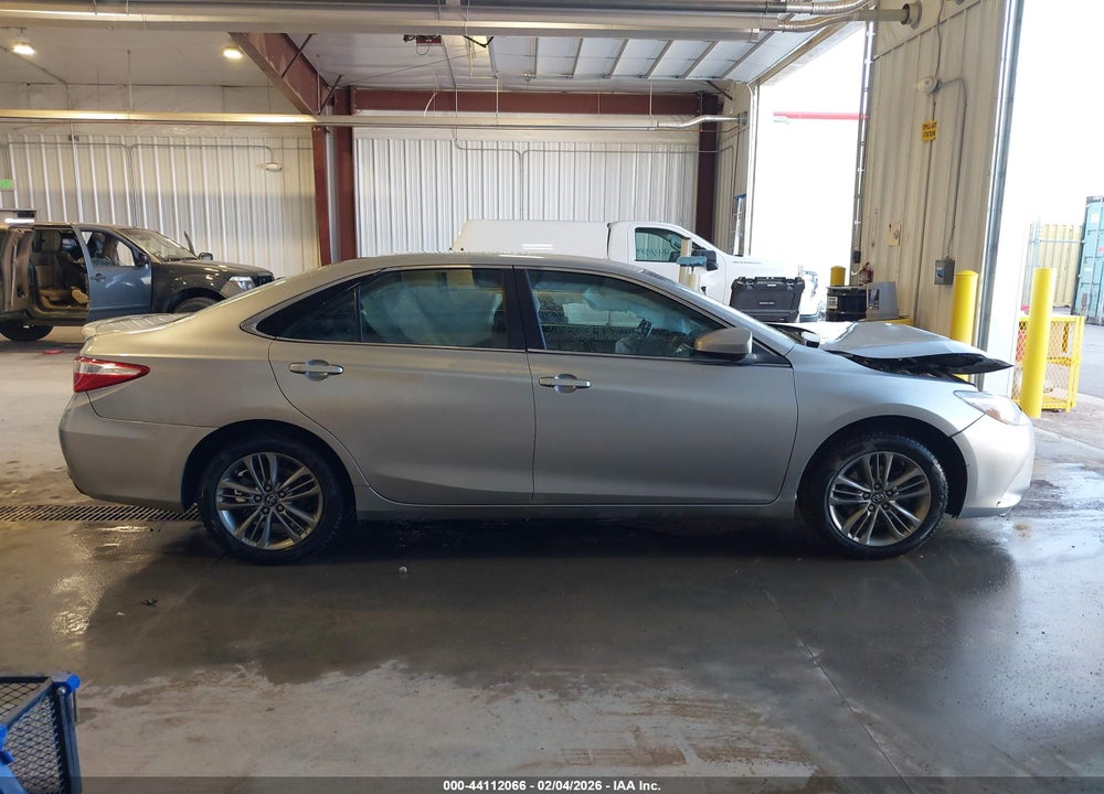 2016 TOYOTA CAMRY SE VIN: 4T1BF1FK4GU242715