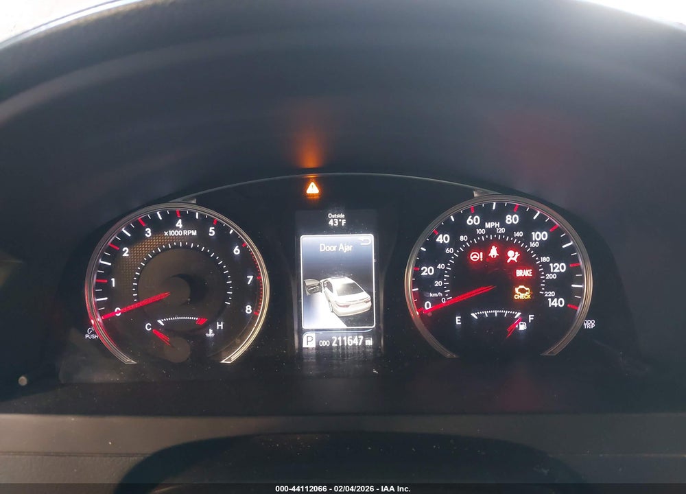 2016 TOYOTA CAMRY SE VIN: 4T1BF1FK4GU242715