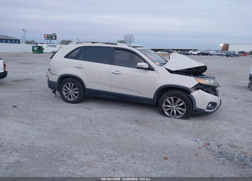 2011 KIA SORENTO EX V6 VIN: 5XYKU4A22BG034765