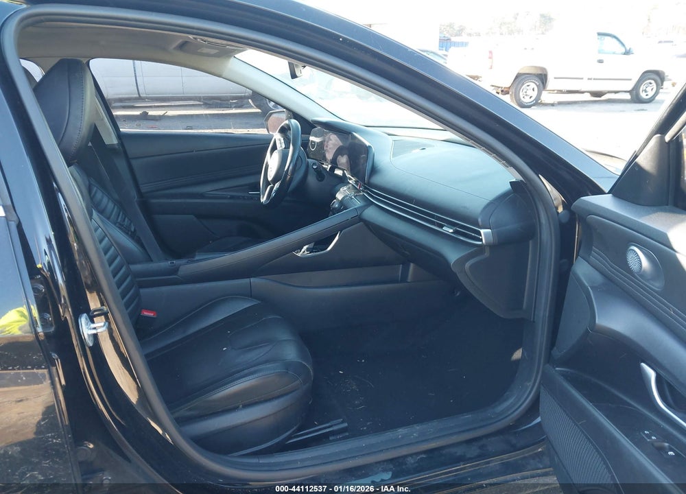 2022 HYUNDAI ELANTRA LIMITED VIN: 5NPLP4AG9NH053625