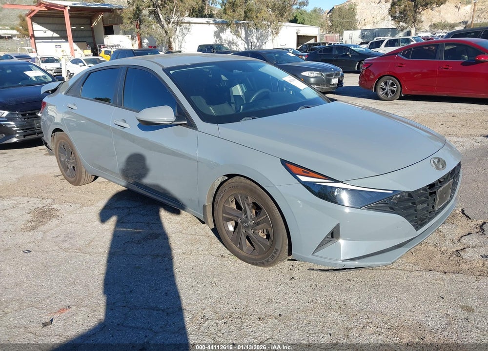 2021 HYUNDAI ELANTRA SEL VIN: KMHLM4AG9MU209476