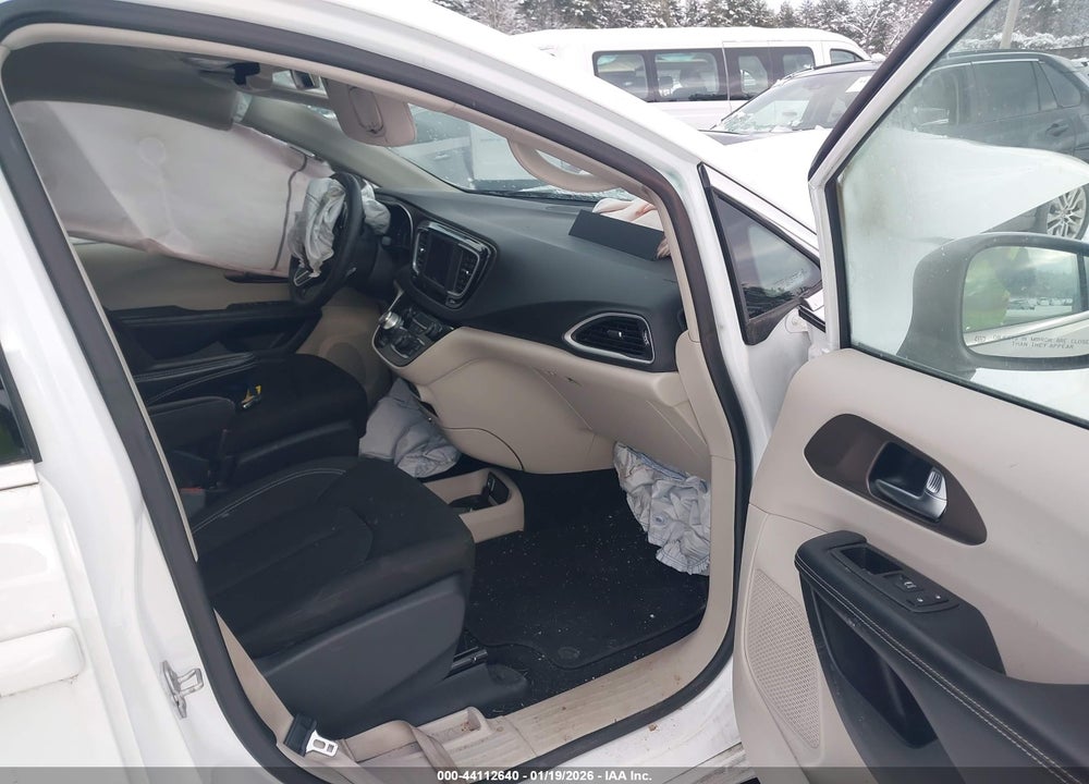 2022 CHRYSLER VOYAGER LX VIN: 2C4RC1CGXNR159778