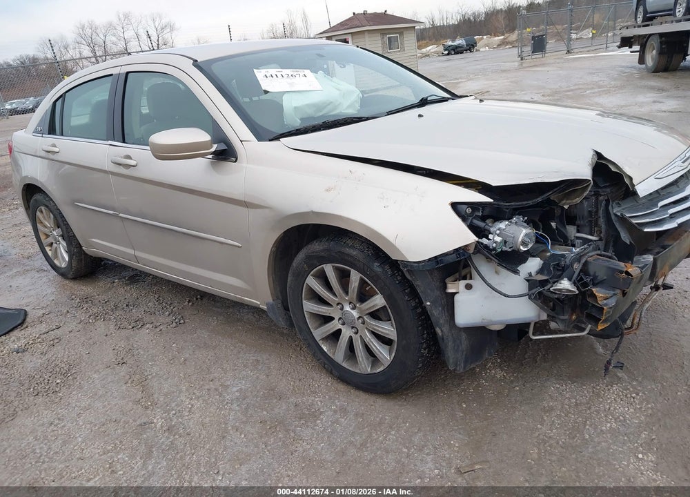 2013 CHRYSLER 200 TOURING VIN: 1C3CCBBG6DN703464