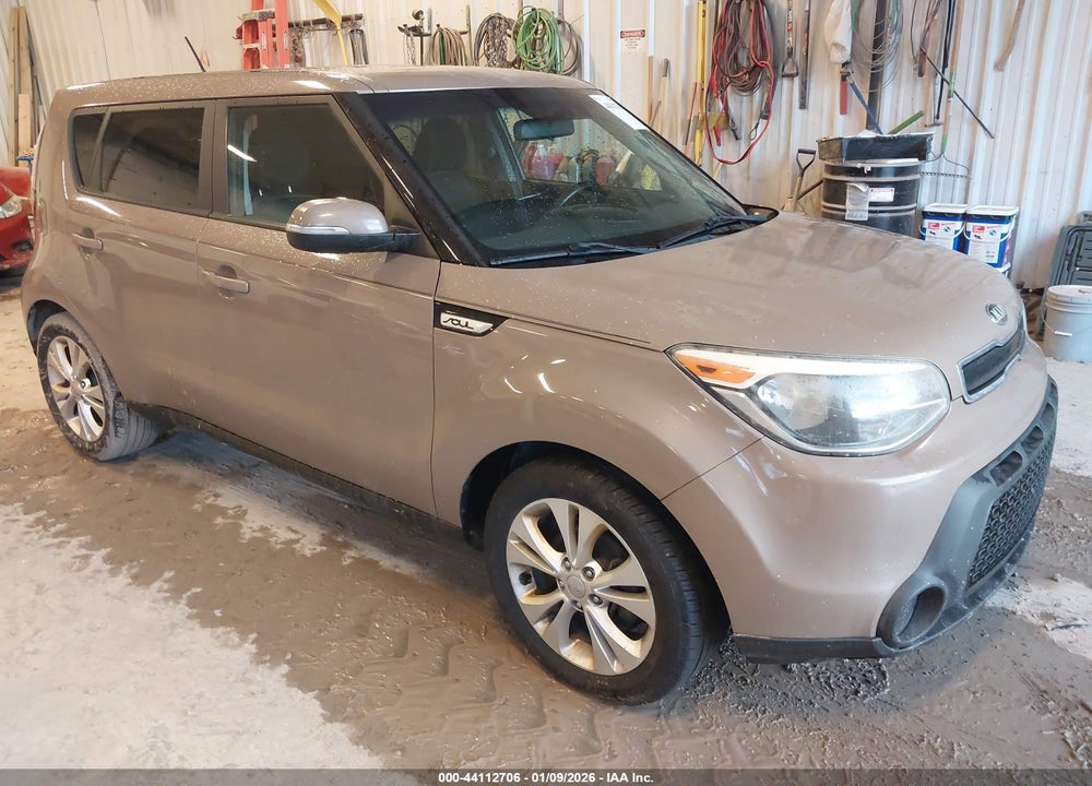 2014 KIA SOUL + VIN: KNDJP3A53E7031334