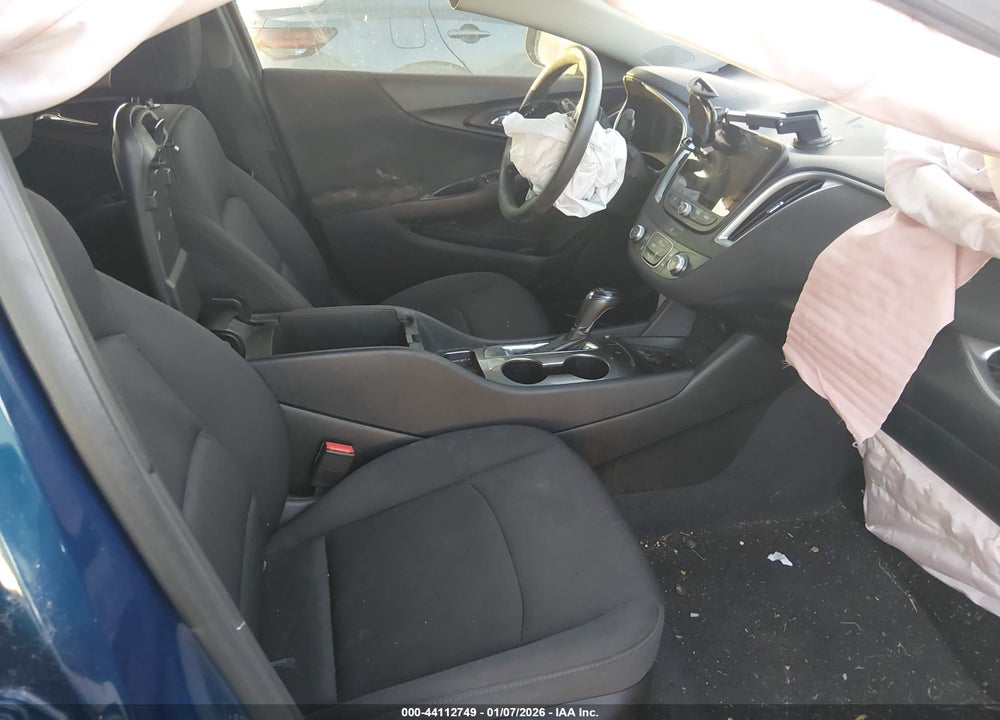 2019 CHEVROLET MALIBU 1LS VIN: 1G1ZB5ST4KF140342