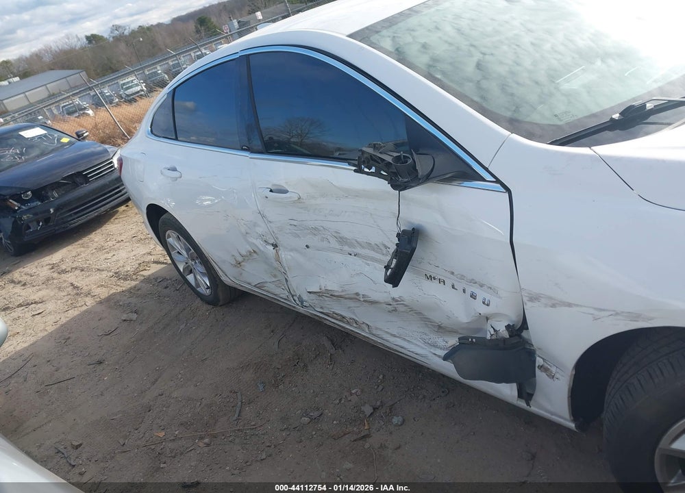 2020 CHEVROLET MALIBU FWD LT VIN: 1G1ZD5ST2LF055690