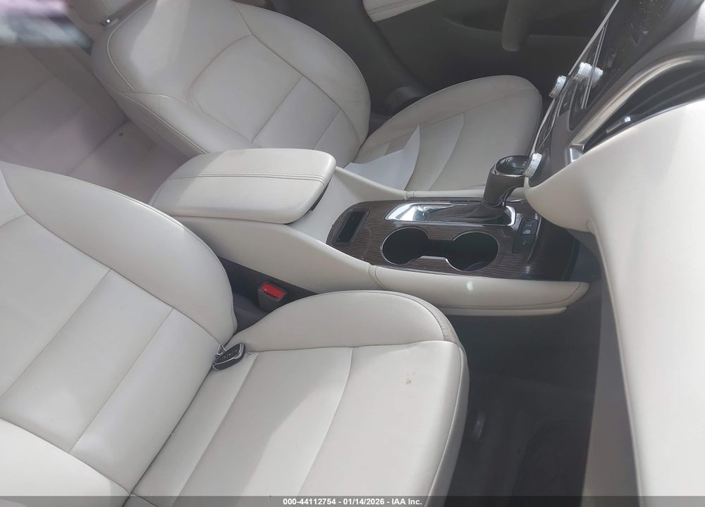 2020 CHEVROLET MALIBU FWD LT VIN: 1G1ZD5ST2LF055690
