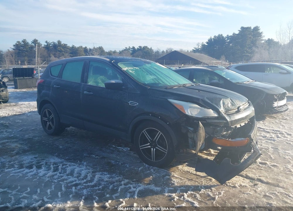 2015 FORD ESCAPE S VIN: 1FMCU0F7XFUA72004