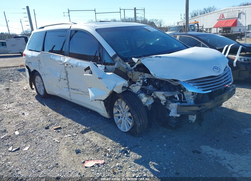2014 TOYOTA SIENNA LIMITED V6 7 PASSENGER VIN: 5TDYK3DC6ES466278