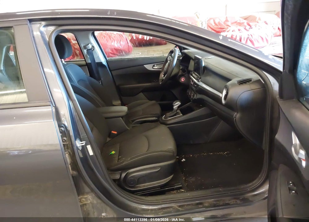 2023 KIA FORTE LXS VIN: 3KPF24AD5PE675079