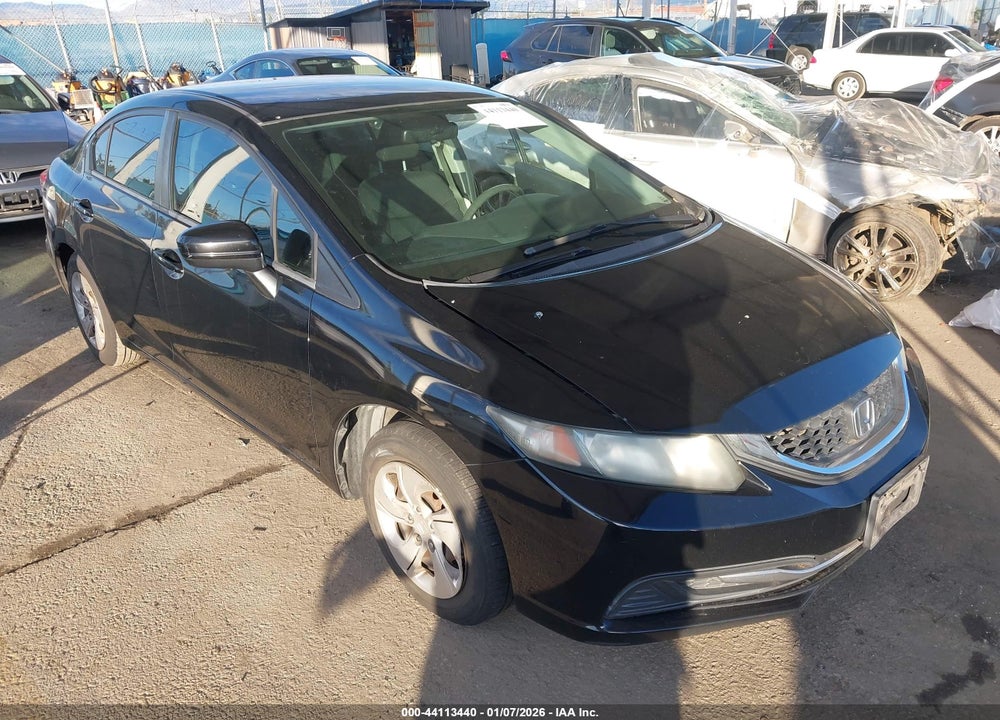 2014 HONDA CIVIC LX VIN: 19XFB2F5XEE212521