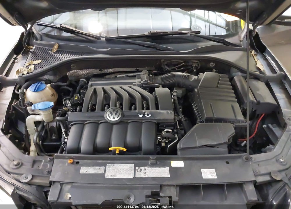 2012 VOLKSWAGEN PASSAT 3.6L V6 SEL PREMIUM VIN: 1VWCM7A34CC058440