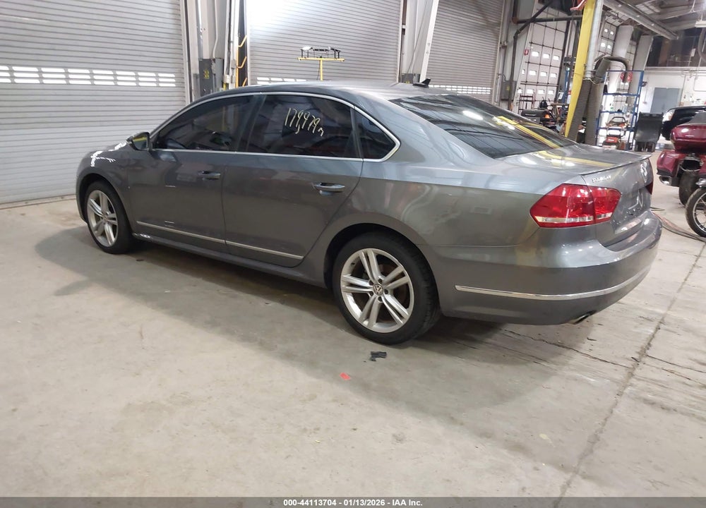 2012 VOLKSWAGEN PASSAT 3.6L V6 SEL PREMIUM VIN: 1VWCM7A34CC058440