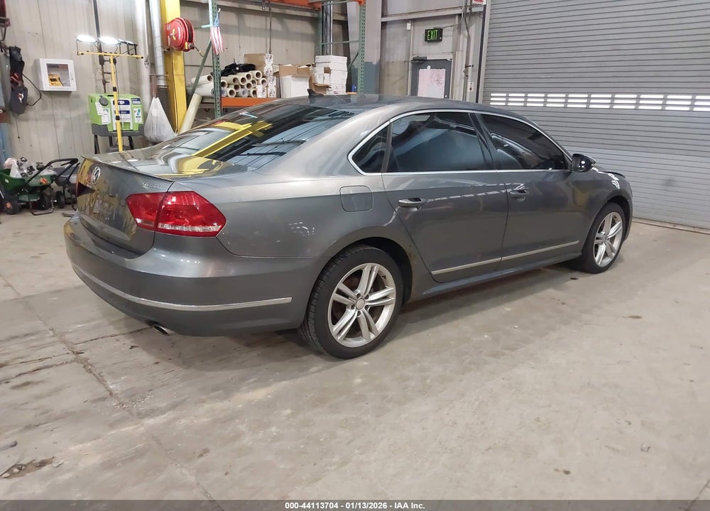 2012 VOLKSWAGEN PASSAT 3.6L V6 SEL PREMIUM VIN: 1VWCM7A34CC058440